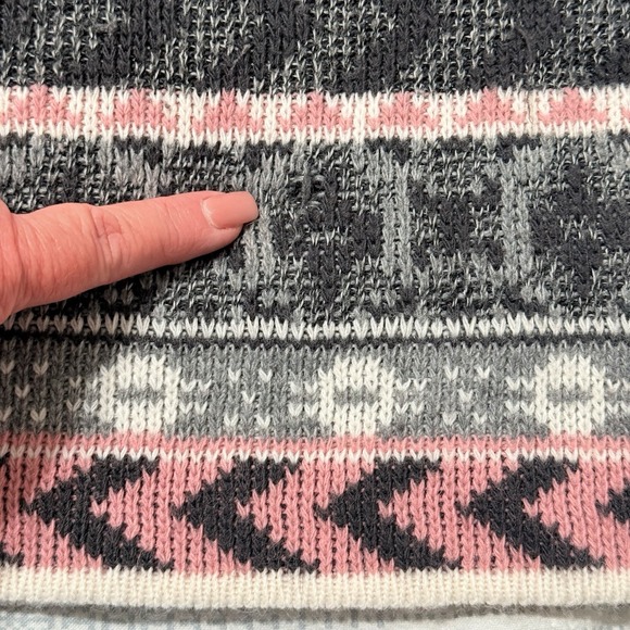 Fair Isle Inspired Pink Gray Chevron Sweater Long Sleeve Pullover Size L - Picture 5 of 6